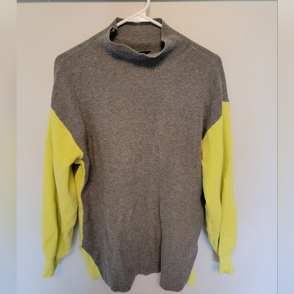 Simply Vera Vera Wang Funnel Neck Waffle Sweater, Size Medium